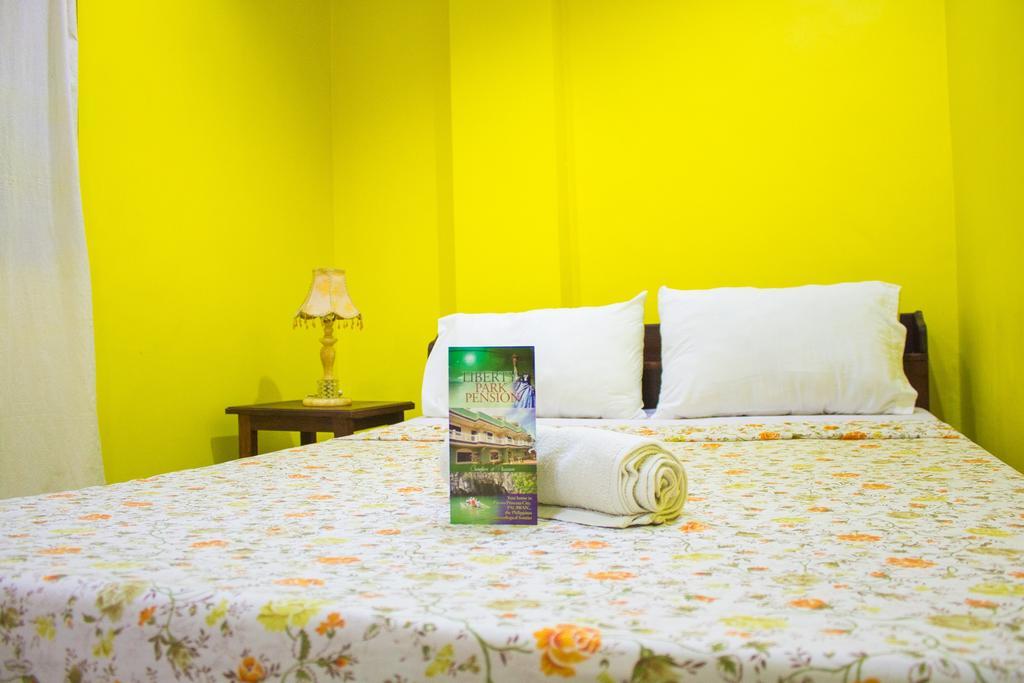Liberty Park Pension Puerto Princesa Esterno foto
