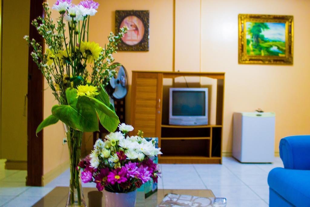 Liberty Park Pension Puerto Princesa Esterno foto
