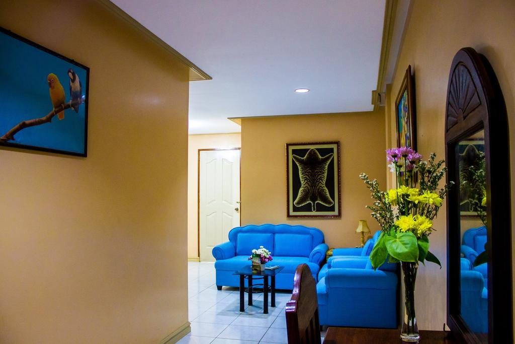 Liberty Park Pension Puerto Princesa Esterno foto