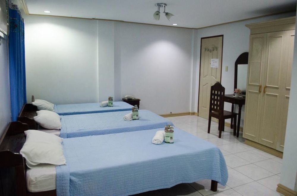 Liberty Park Pension Puerto Princesa Esterno foto