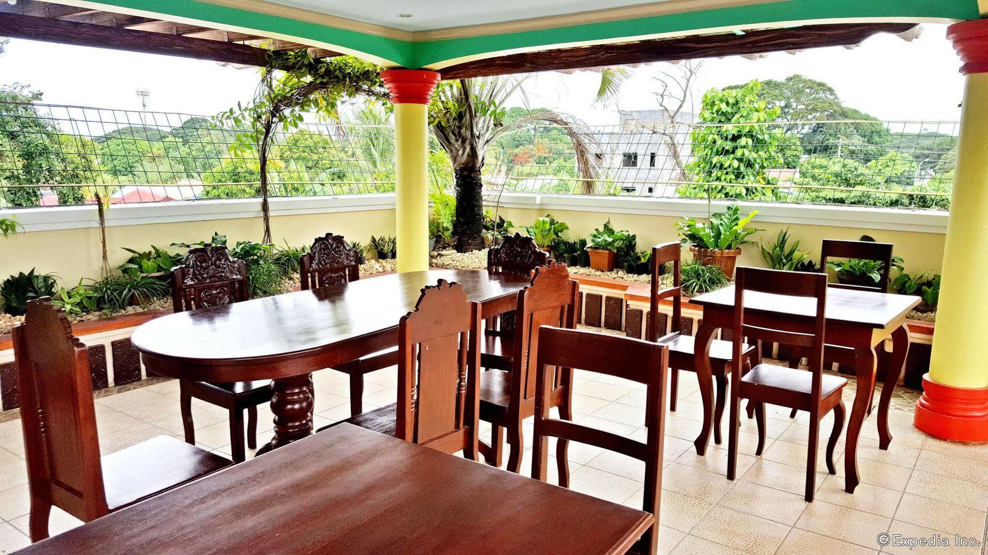 Liberty Park Pension Puerto Princesa Esterno foto