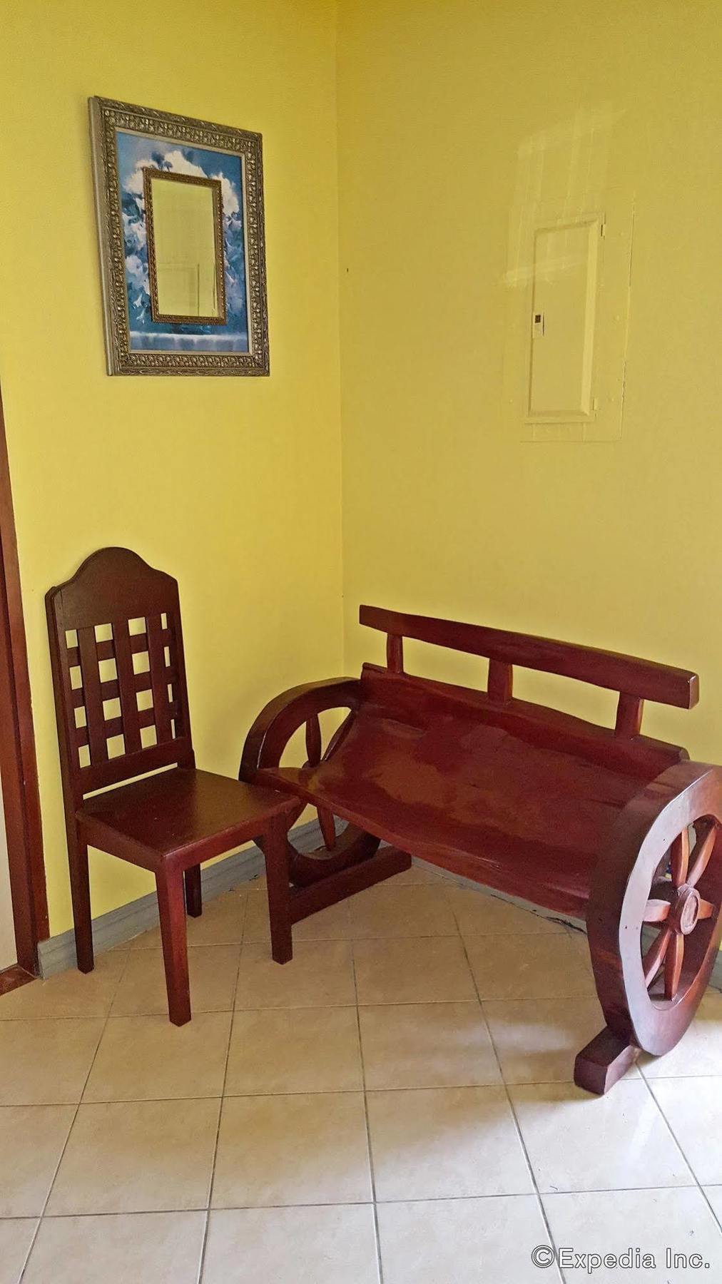 Liberty Park Pension Puerto Princesa Esterno foto